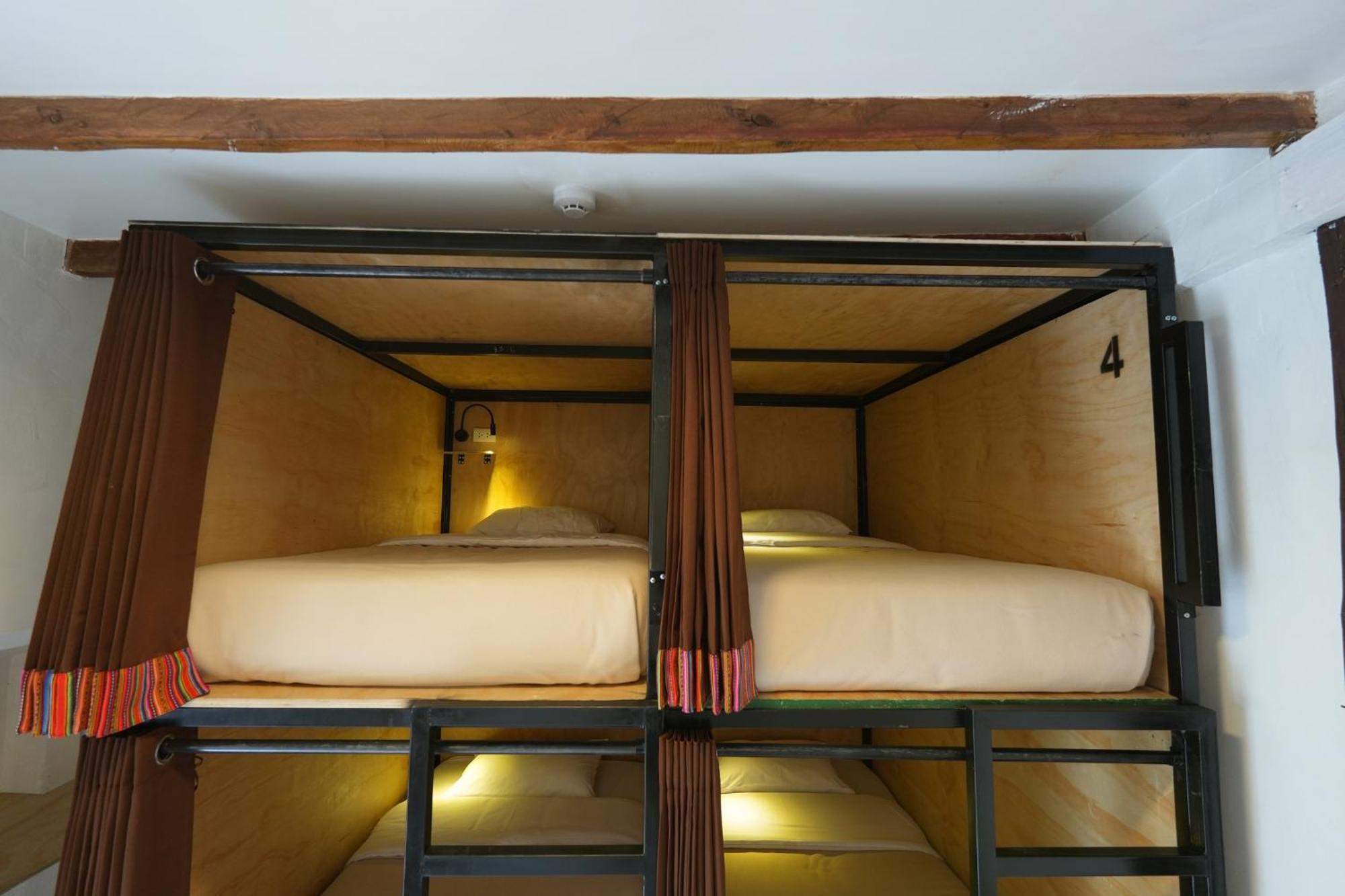 Black Llama Hostel Cuzco Szoba fotó